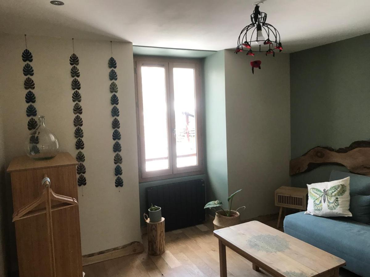 Belladone Guest House Theys Les 7 Laux Bagian luar foto